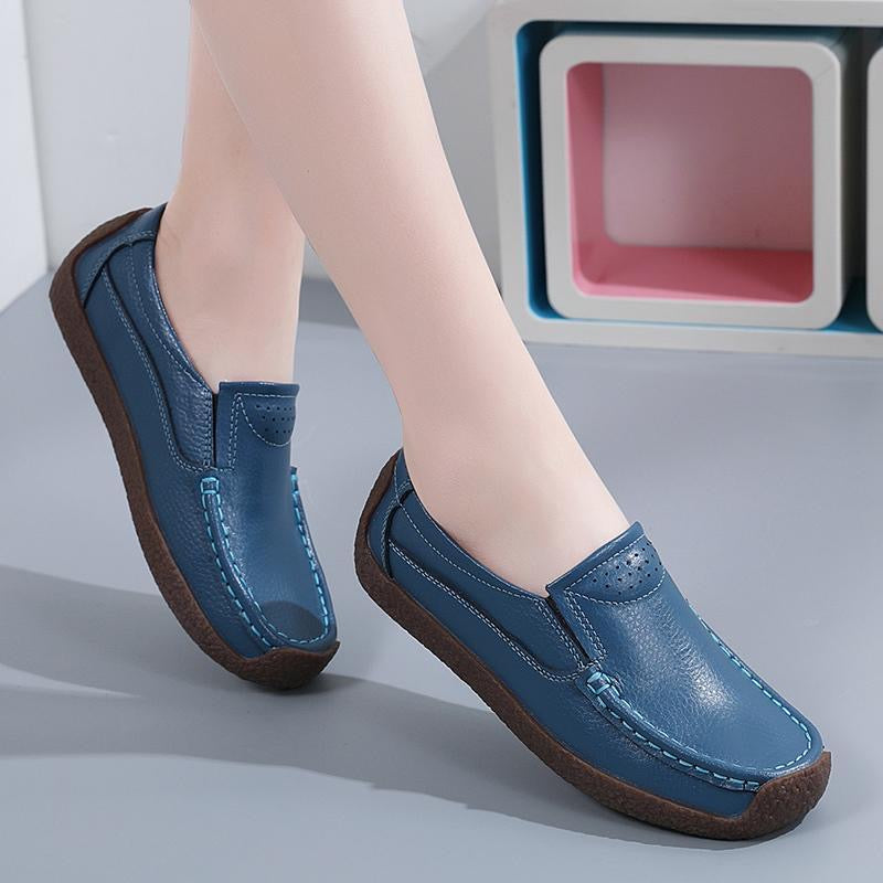 Zapatos planos de piel suave