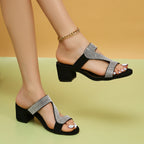 Nuevas sandalias de verano con diamantes de imitación