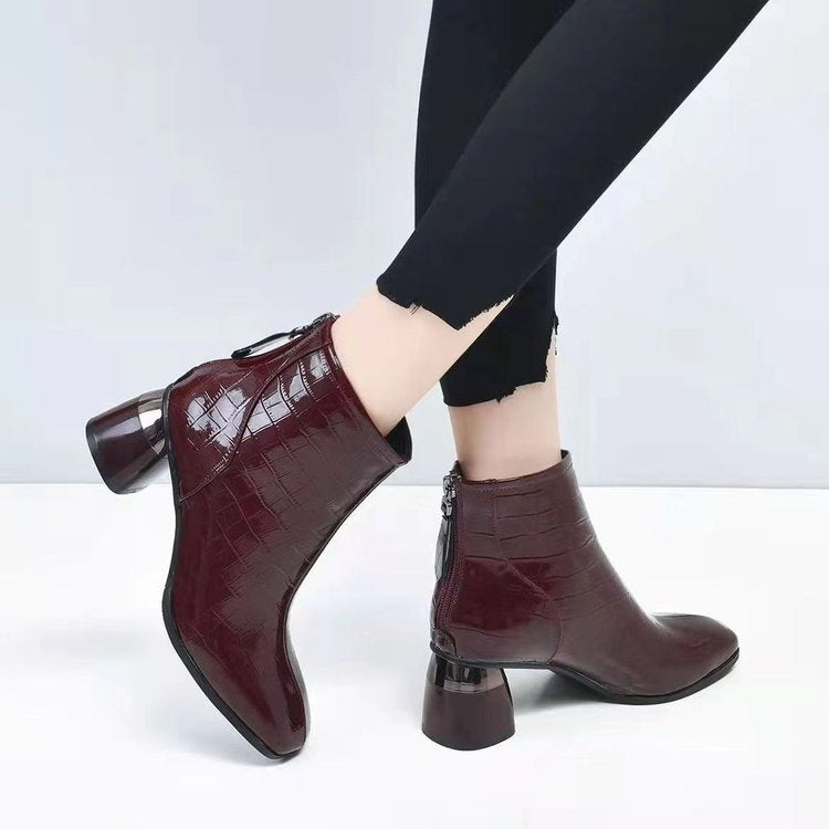 Botines de punta cuadrada