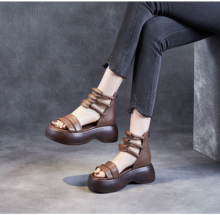 Sandalias de piel con plataforma