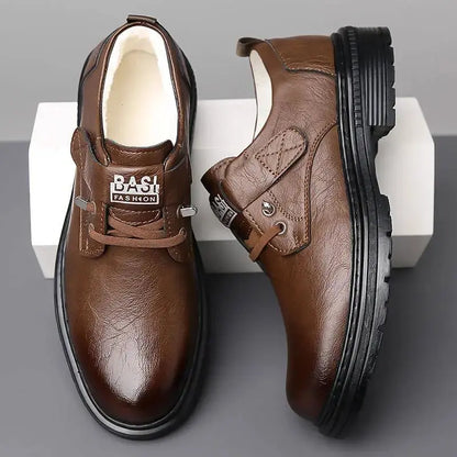 Zapatos de cuero de negocios