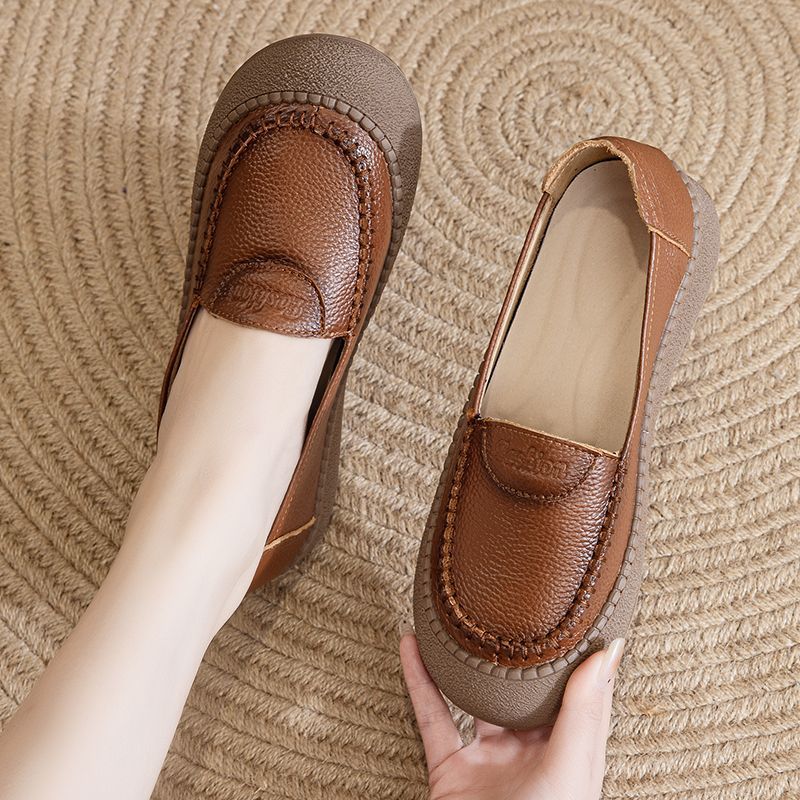 Zapatos de suela blanda 100% de piel de vaca auténtica.