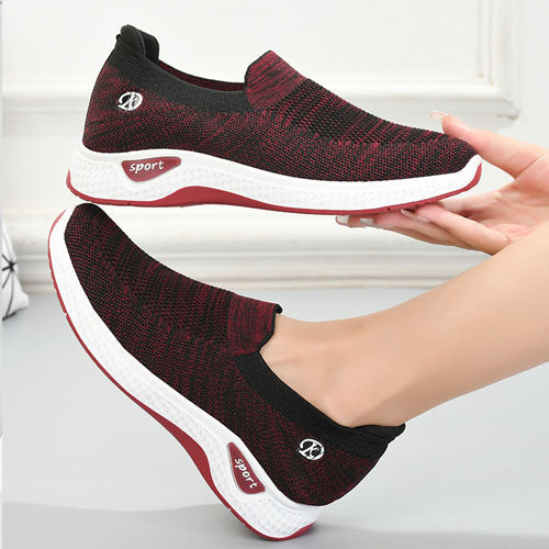 Nuevos zapatos casuales de suela blanda