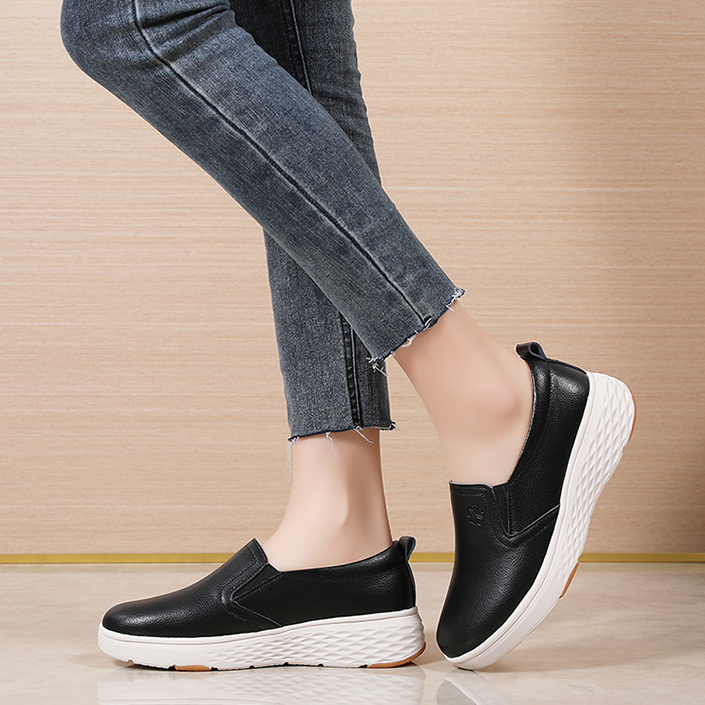 Zapatos casuales cómodos de cuero