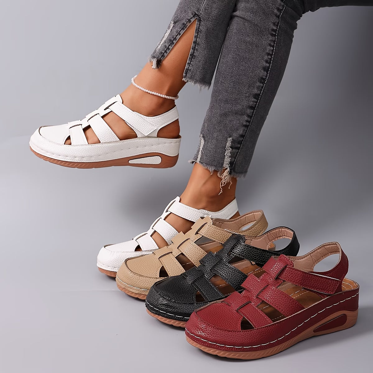 Sandalias casuales cerradas con calados para mujer
