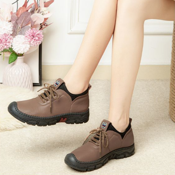 Zapatos de cuero para caminar