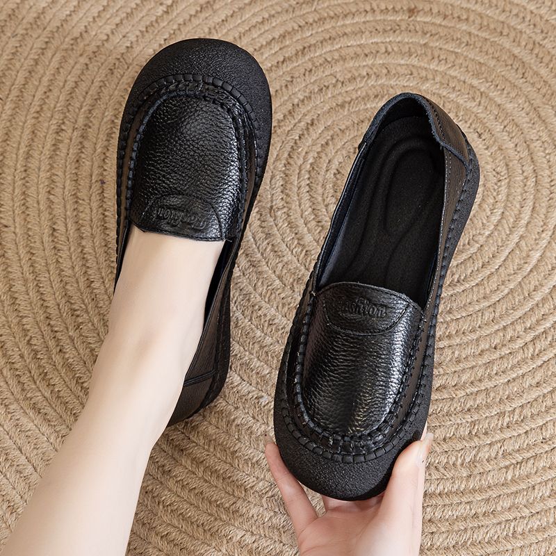 Zapatos de suela blanda 100% de piel de vaca auténtica.