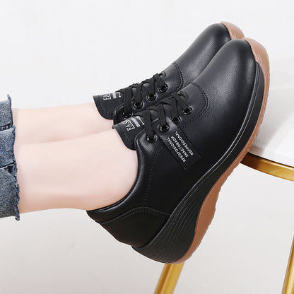 Zapatos casuales de cuero con suela gruesa
