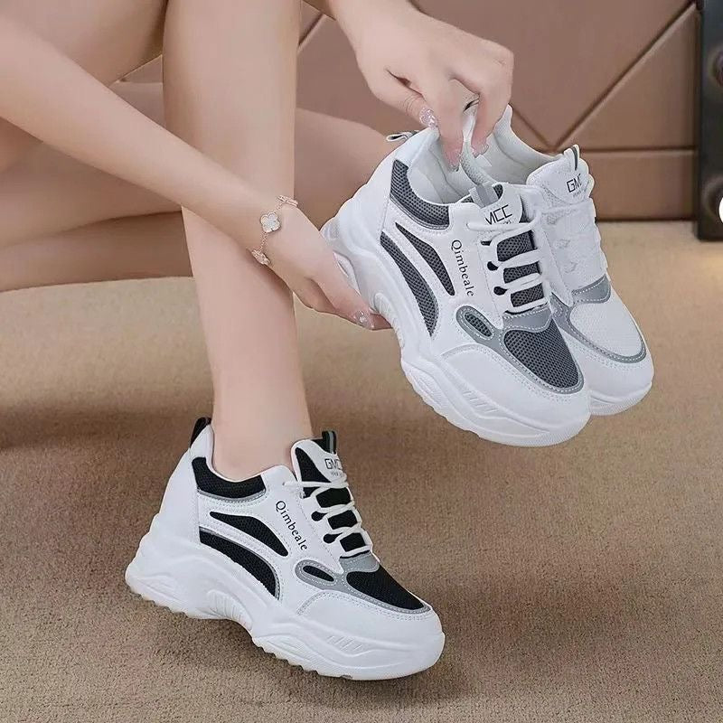 Tenis ortopédicos casuales de malla con elevación