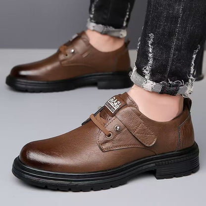 Zapatos de cuero de negocios