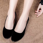 Zapatos de mujer con tacón de cuña de ante