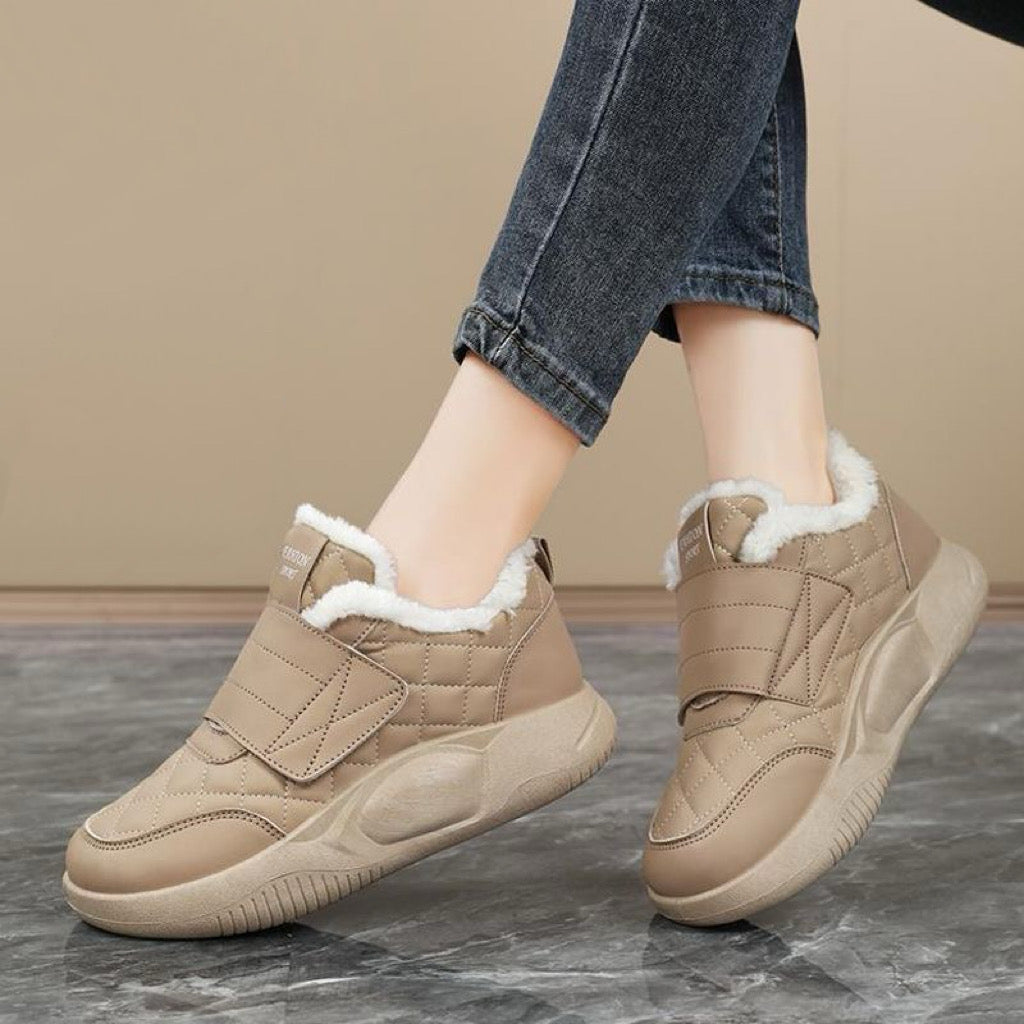 Zapatos de polar cálidos con velcro