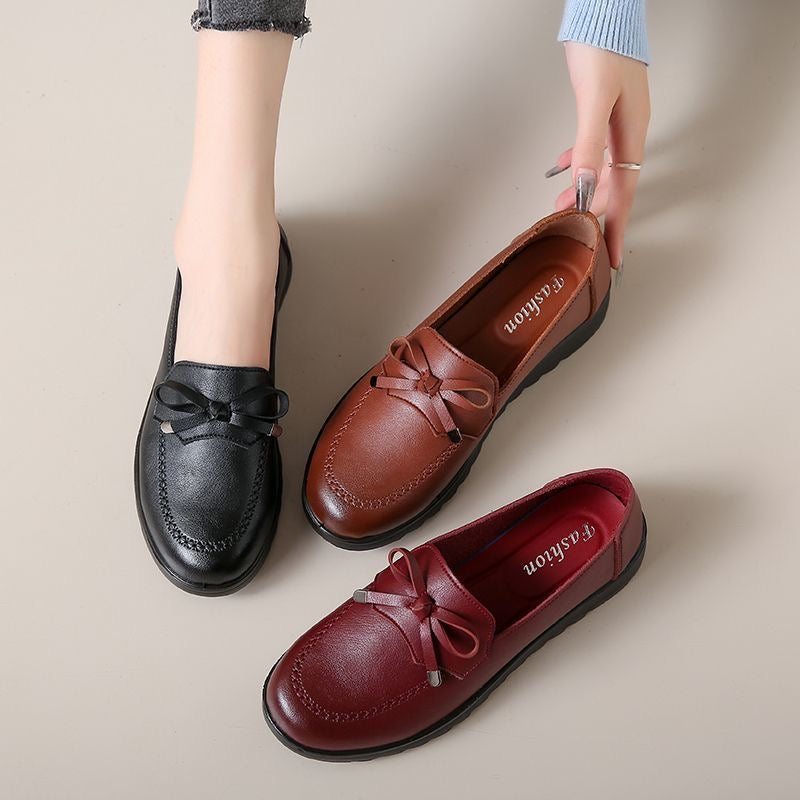 Zapatos de piel suave con punta redonda