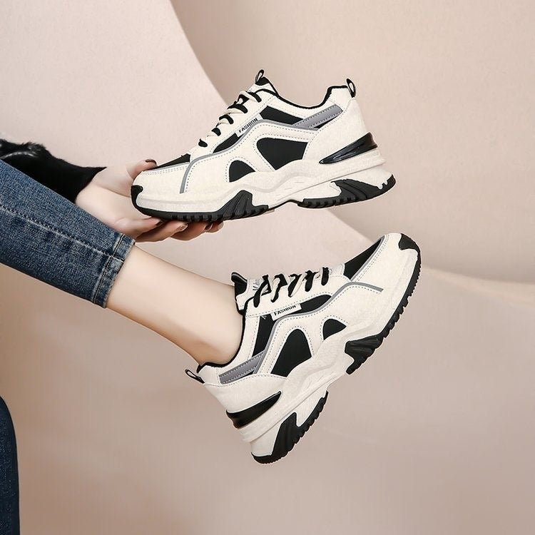 Zapatos de suela gruesa que aumentan la altura