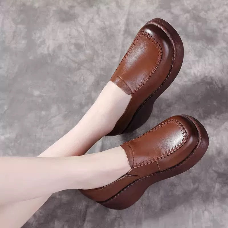 Zapatos retro con plataforma y suela blanda
