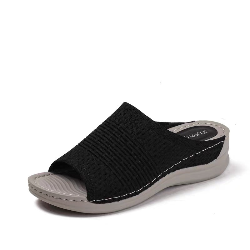 Sandalias Flyknit de composite con punta redonda