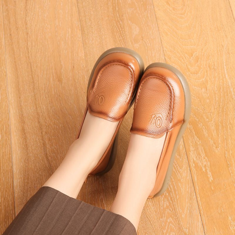 Zapatos de piel auténtica con punta redonda