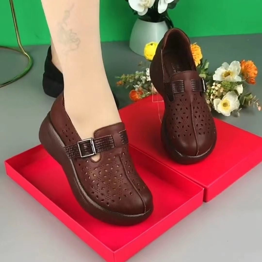 Zapatos de plataforma de piel calada