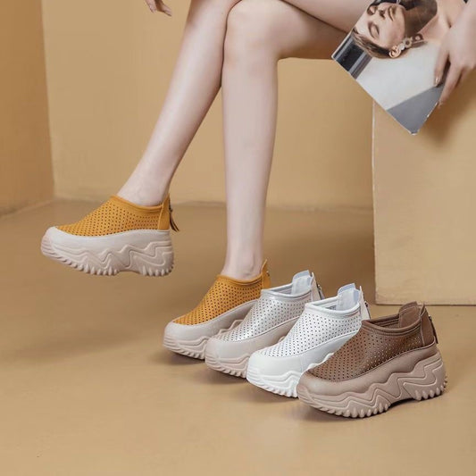 Zapatos de piel huecos y transpirables