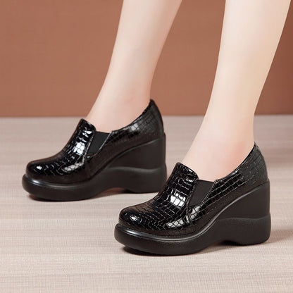 Zapatos de piel cómodos con tacón de cuña y punta redonda