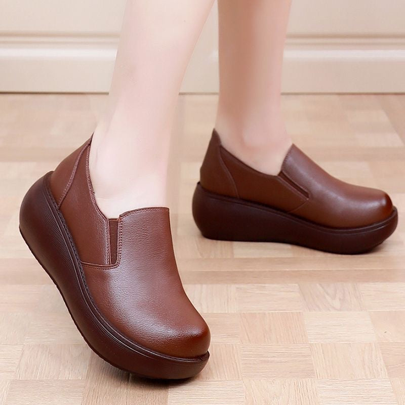 Zapatos ortopédicos de cuero cómodos