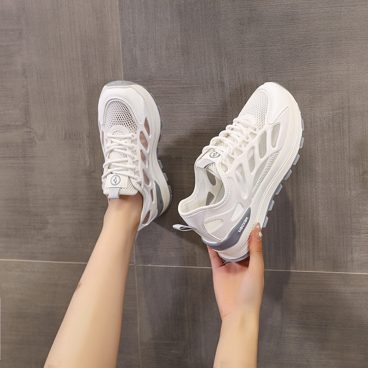Zapatos casuales correctivos de malla fina