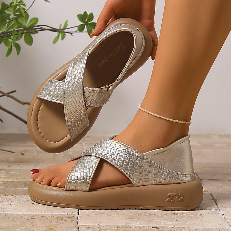 Sandalias de plataforma versátiles