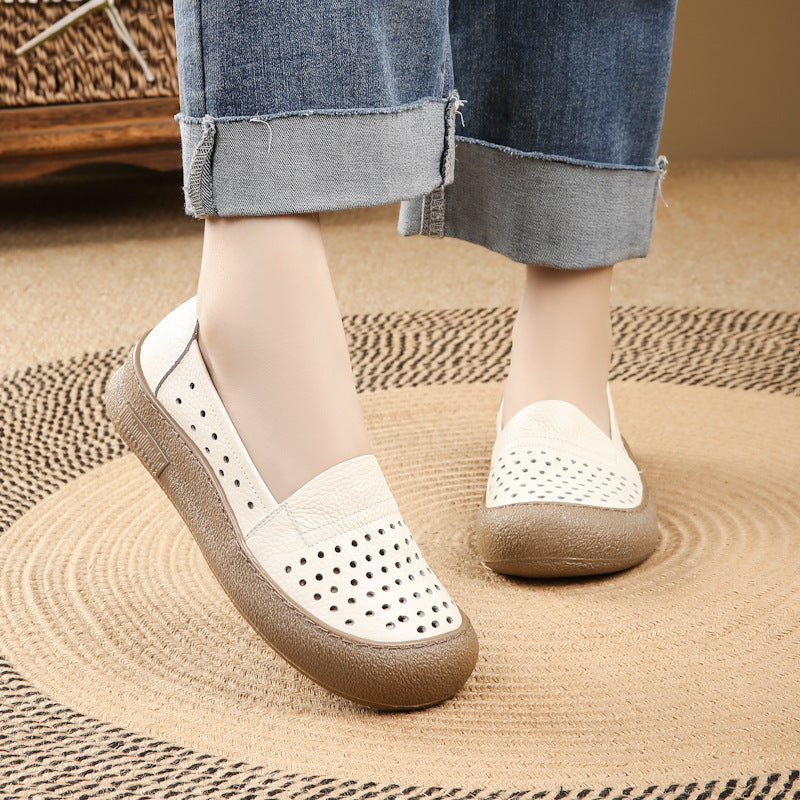 Zapatos de piel de punta redonda y suela blanda