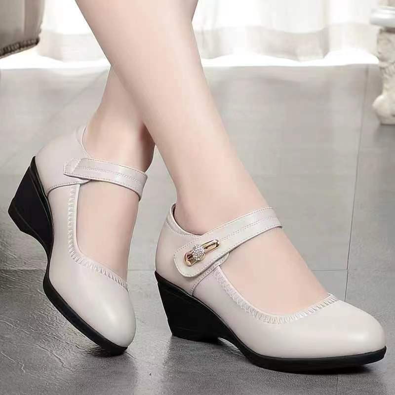 Zapatos de piel de suela blanda de alta calidad