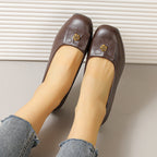 Zapatos de piel con suela blanda y diseño floral