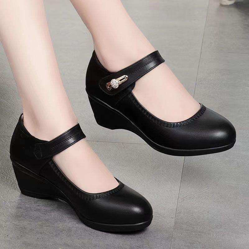 Zapatos de piel de suela blanda de alta calidad