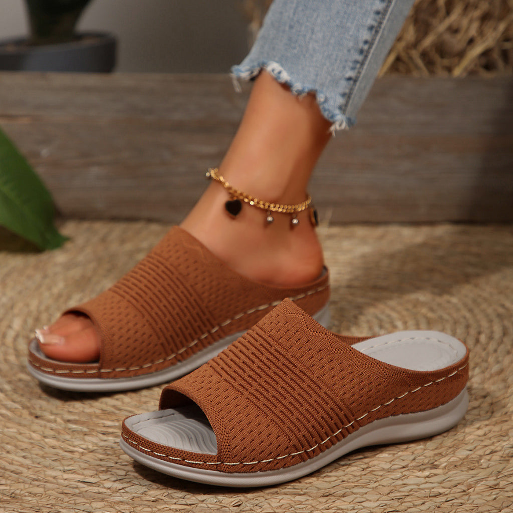 Sandalias Flyknit de composite con punta redonda