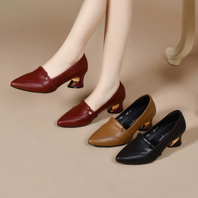 Zapatos de punta afilada con tacón grueso estilo francés