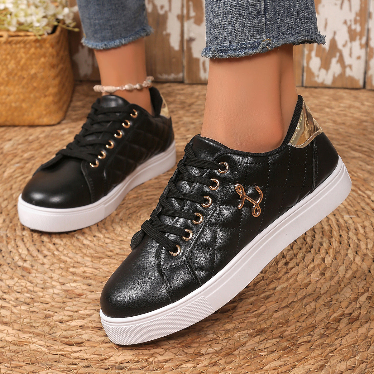 Zapatos casuales con cordones y punta redonda