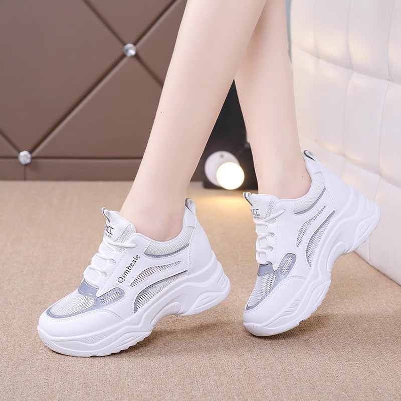 Tenis ortopédicos casuales de malla con elevación