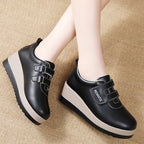 Zapatos de cuero con suela gruesa y velcro