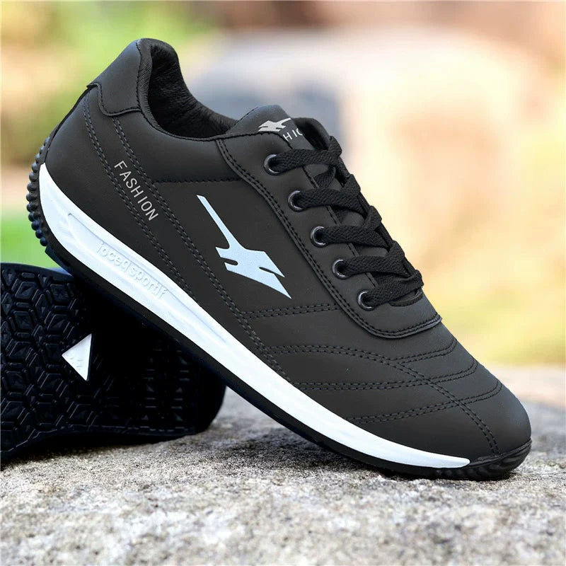 Zapatos de cuero con cordones y suela gruesa para hombre