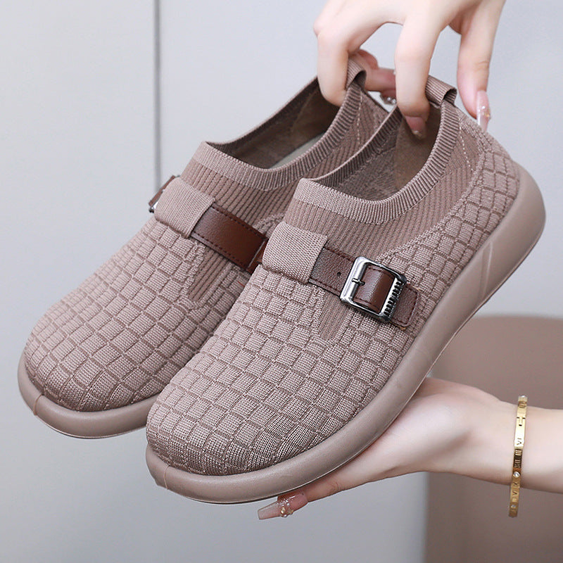Zapatos casuales de malla con hebilla