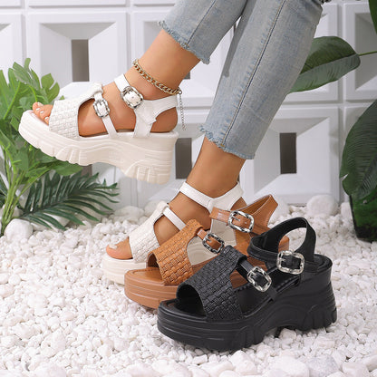 Sandalias de plataforma con hebilla