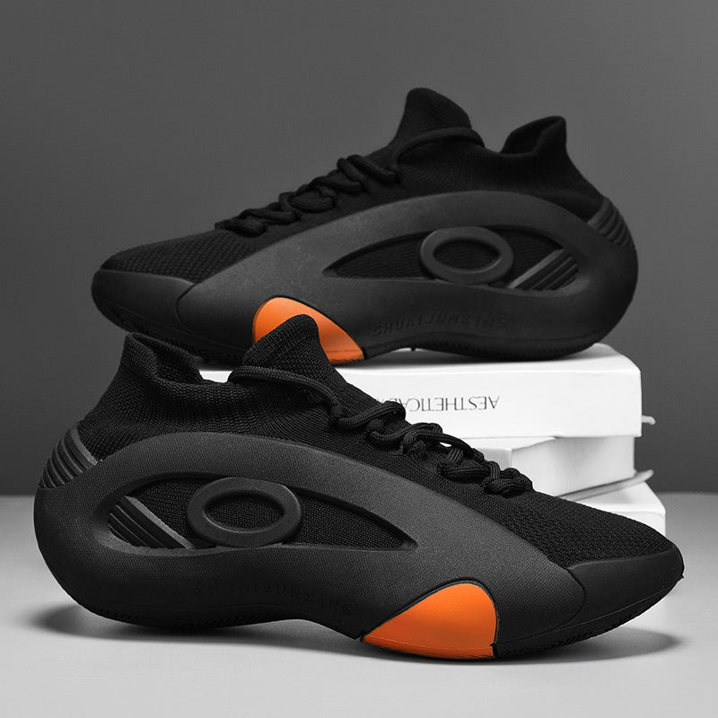 Zapatos masculinos con malla de punto volador transpirable en verano 2025 antideslizantes nuevos zapatos de calcetines deportivos casuales diseño de nicho zapatos de moda masculinos