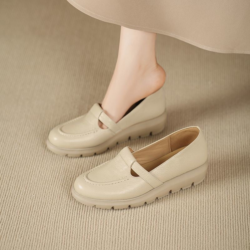 Zapatos de piel suave con plataforma y tacón de cuña