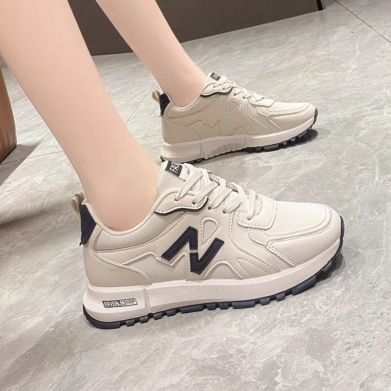 Zapatillas blancas ligeras para correr