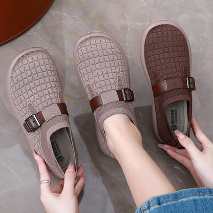 Zapatos casuales de malla con hebilla