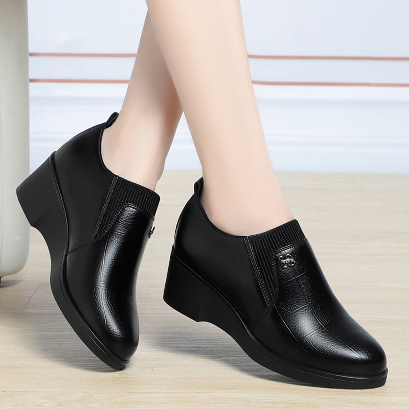 2025 nuevos zapatos de cuero de mujer de moda