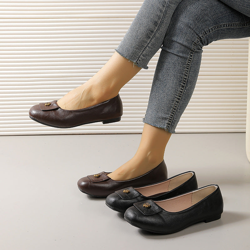 Zapatos de piel con suela blanda y diseño floral
