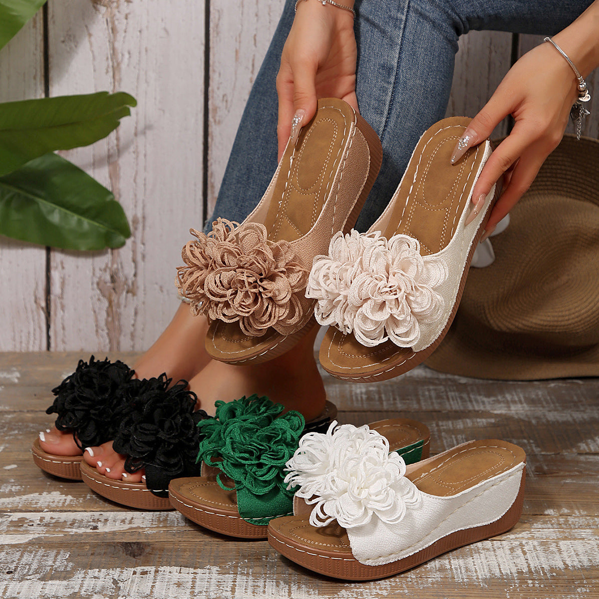 Sandalias planas con estampado floral
