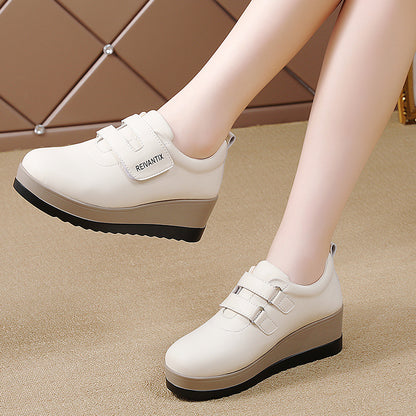 Zapatos de cuero con suela gruesa y velcro