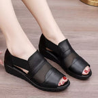 Sandalias de cuña de piel suave