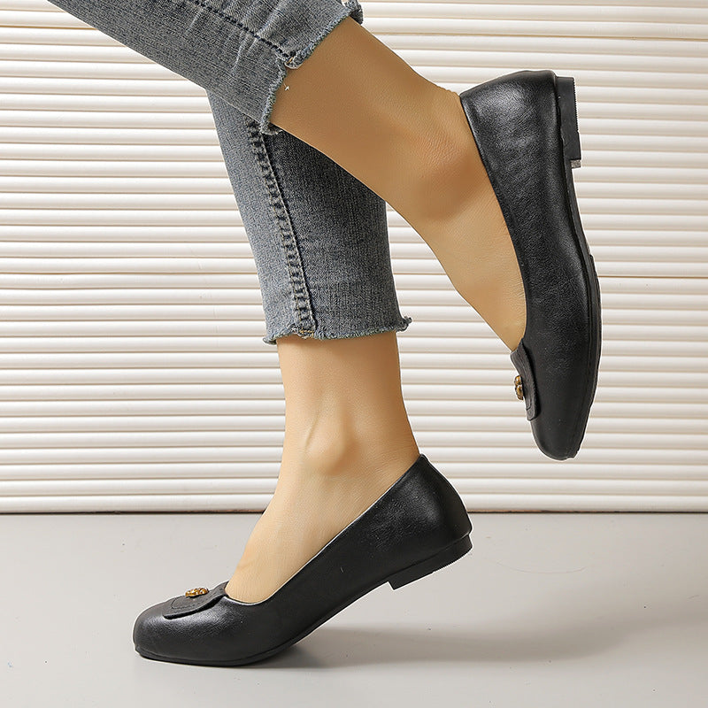 Zapatos de piel con suela blanda y diseño floral
