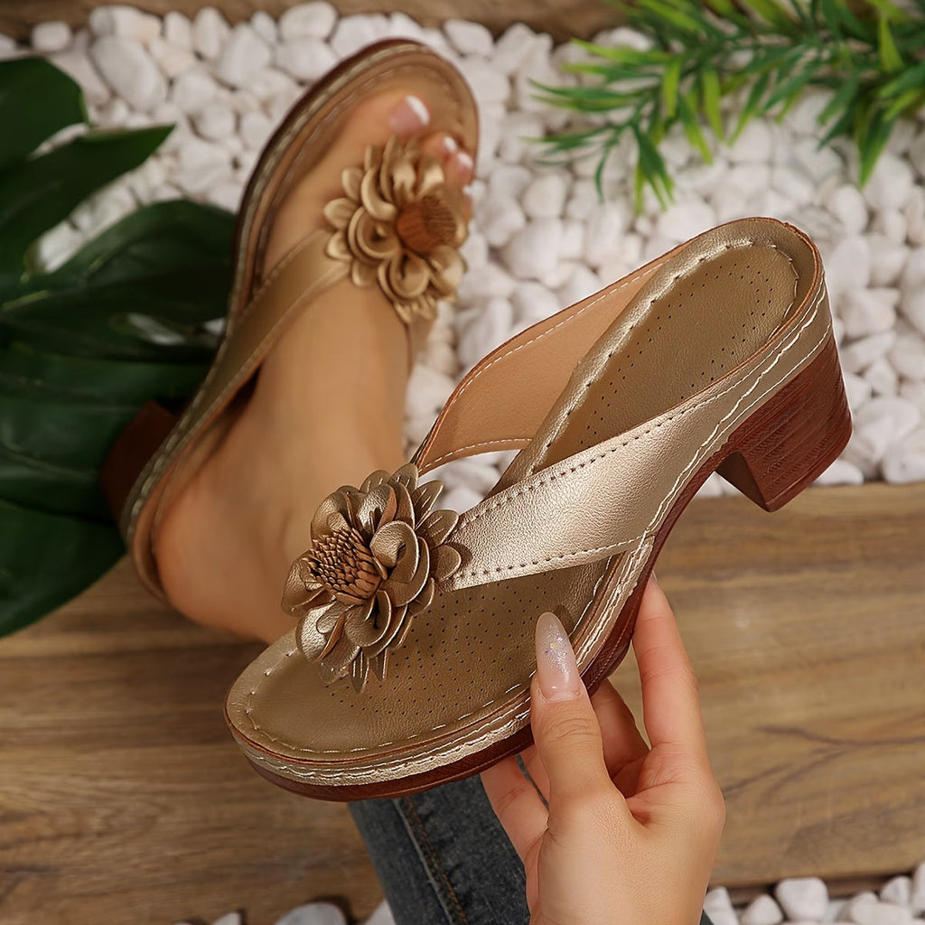 Sandalias de dedo de tacón con flor para mujer